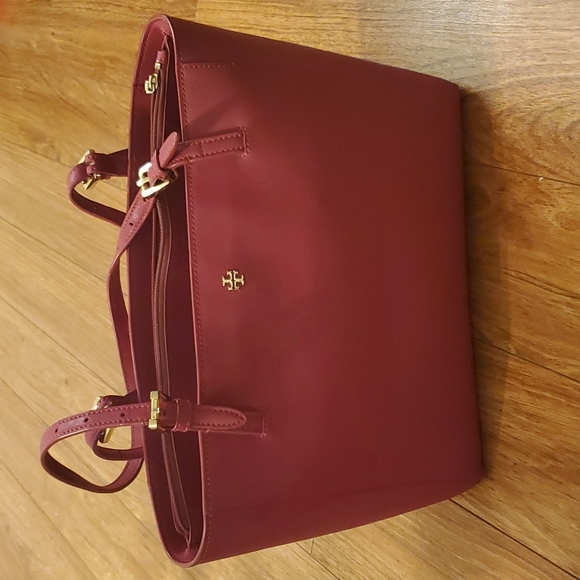 Tory Burch Handbags - Tory Burch Shoulder Bag